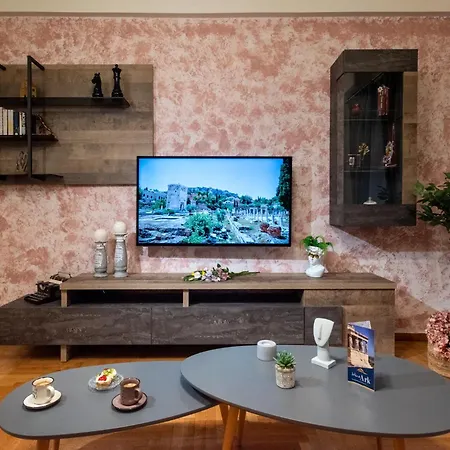 Blue Ark Acropolis Compass Apartment