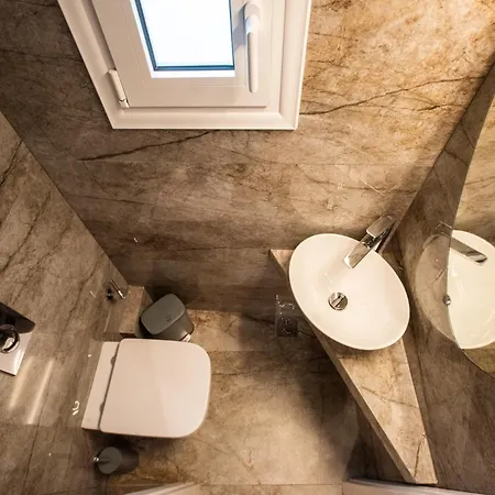 Blue Ark Acropolis Compass Apartment
